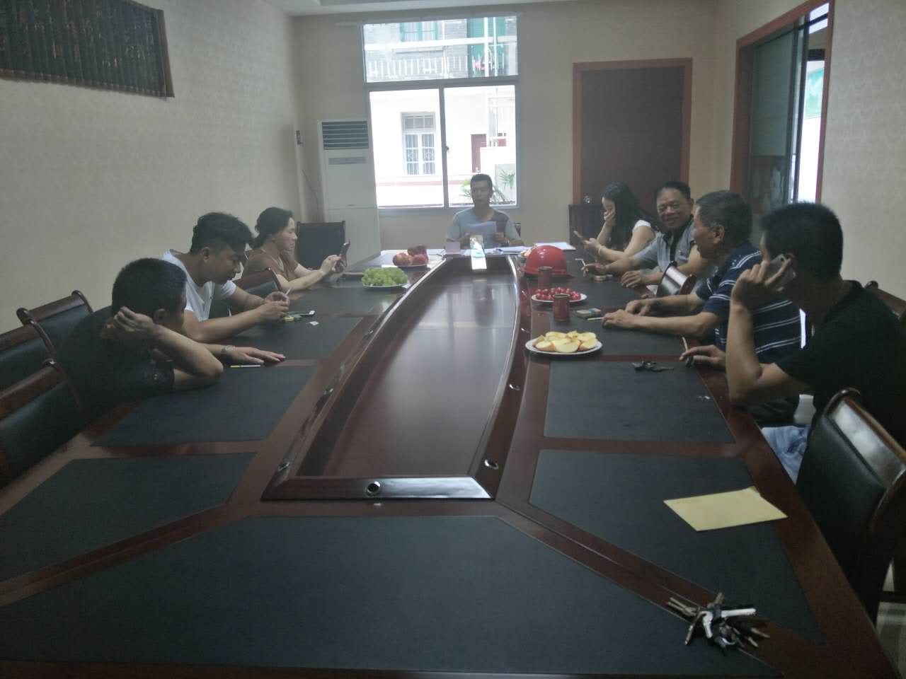 2017年7月1日黨員會議《會議主題：一、學(xué)習(xí)廖俊波找差距、抓落實(shí)主題組織生活會。二、學(xué)習(xí)袁毅同志在學(xué)習(xí)廖俊波同志先進(jìn)事跡座談會上的講話。三、劉云山在福建調(diào)研時強(qiáng)調(diào)學(xué)習(xí)弘揚(yáng)廖俊波同志崇高精神在為民實(shí)干中發(fā)揮先鋒模范作用的文章?！? onmousewheel=