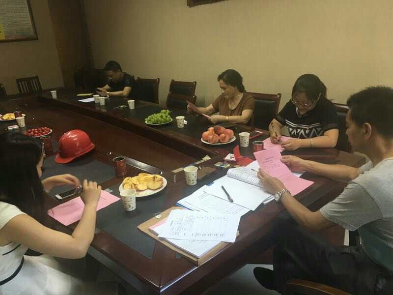 2017年7月1日黨員會議《會議主題：一、學(xué)習(xí)廖俊波找差距、抓落實(shí)主題組織生活會。二、學(xué)習(xí)袁毅同志在學(xué)習(xí)廖俊波同志先進(jìn)事跡座談會上的講話。三、劉云山在福建調(diào)研時強(qiáng)調(diào)學(xué)習(xí)弘揚(yáng)廖俊波同志崇高精神在為民實(shí)干中發(fā)揮先鋒模范作用的文章。》