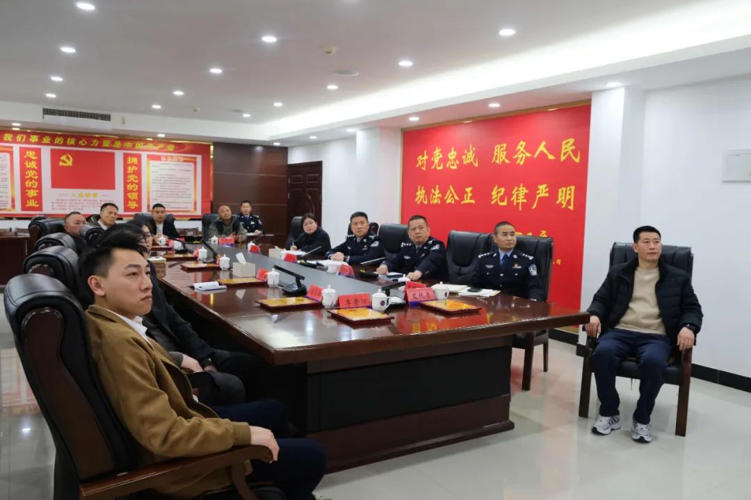 熱烈祝賀易順建工集團有限公司總經(jīng)理李晉恒受聘松溪縣公安局黨風政風警風監(jiān)督員